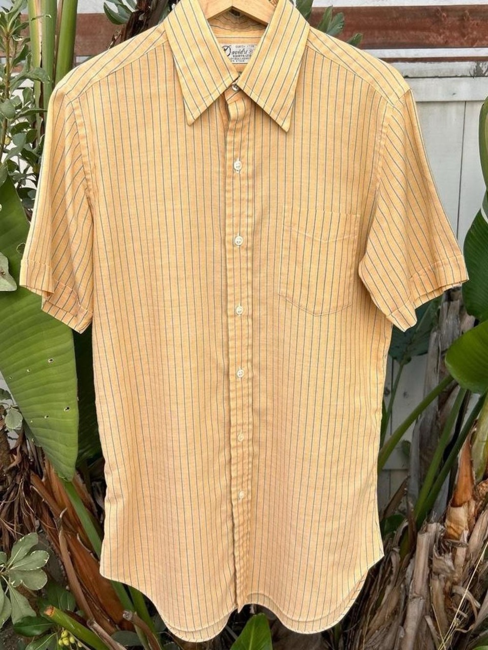 Vintage 1970s David’s Hong Kong Yellow Striped Button Up Shirt M